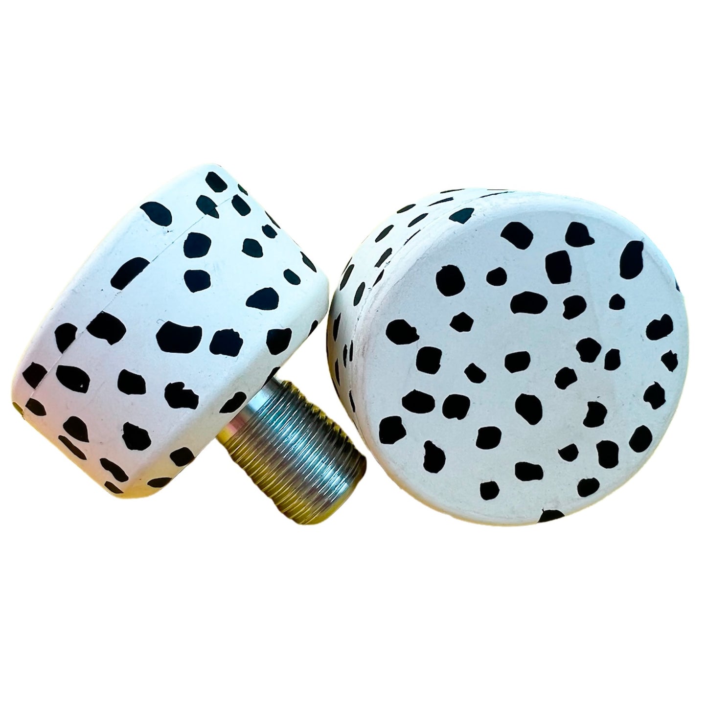 black and white spotted toe stops